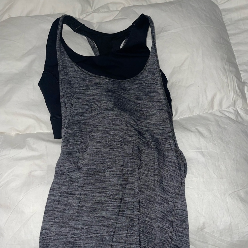 Lululemon workout tank